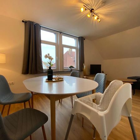 Charmante Altbauwohnung An Der Kesselschleuse 3 エムデン エクステリア 写真